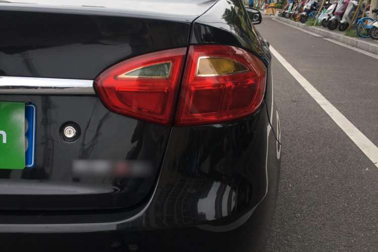 Used JAC J6 A30 2013 1.5L Manual Luxury Model China IV Standard Right Rear Taillight