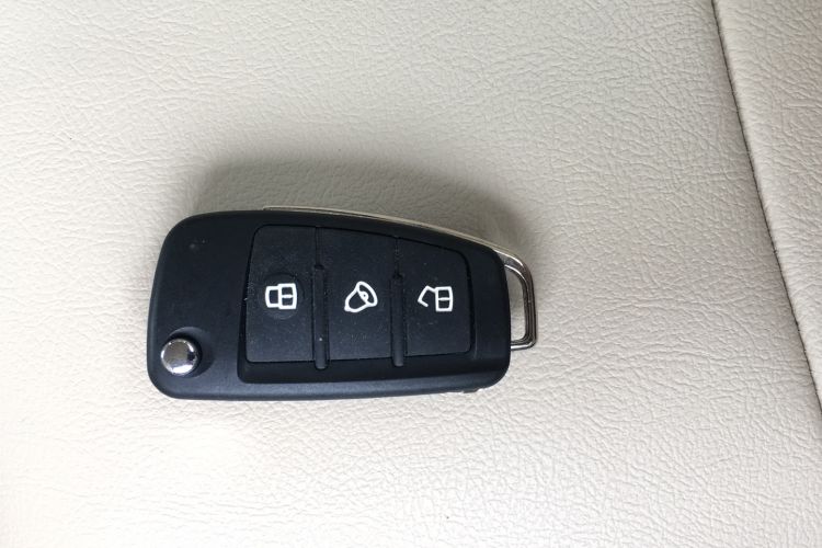Used JAC J6 A30 2013 1.5L Manual Luxury Model China IV Standard Vehicle Key