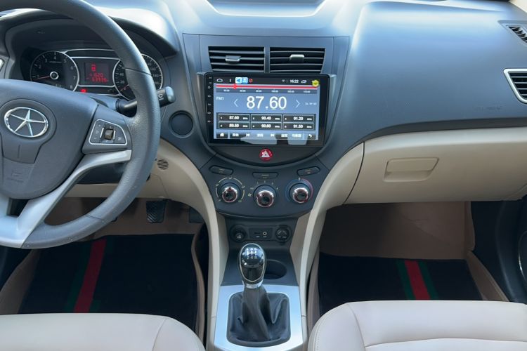 Used JAC J6 A30 2013 1.5L Manual Luxury Model China IV Standard Audio And AC Panel