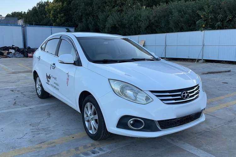 Used JAC J6 A30 2013 1.5L Manual Luxury Model China IV Standard Exterior 3