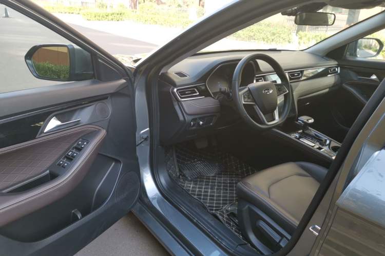 Used JAC J7 2020 1.5T CVT Superior Trim Driver Seat