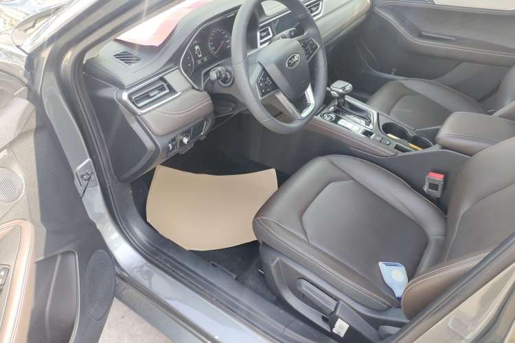 Used JAC J7 2020 1.5T CVT Elite Model Driver Seat