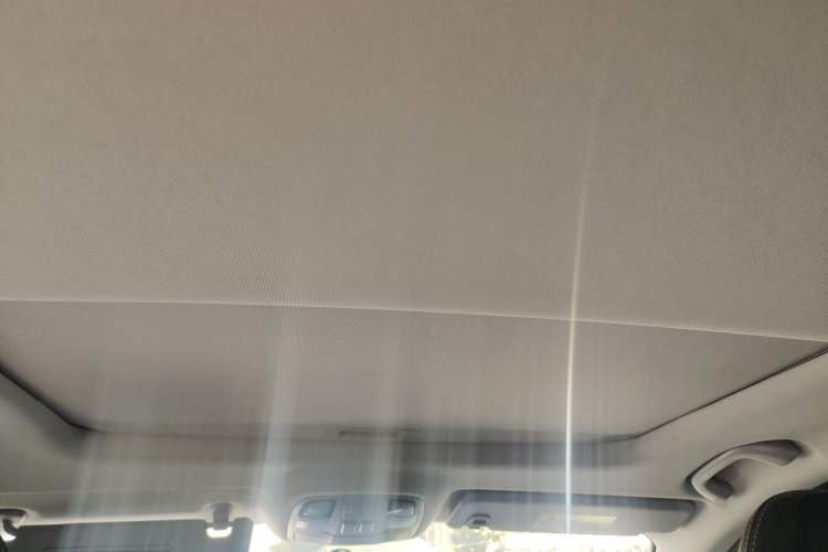 Used JAC J7 2020 1.5T CVT Elite Model Headliner