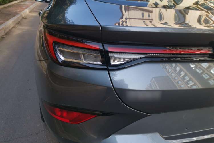 Used JAC J7 2020 1.5T CVT Superior Trim Left Rear Taillight