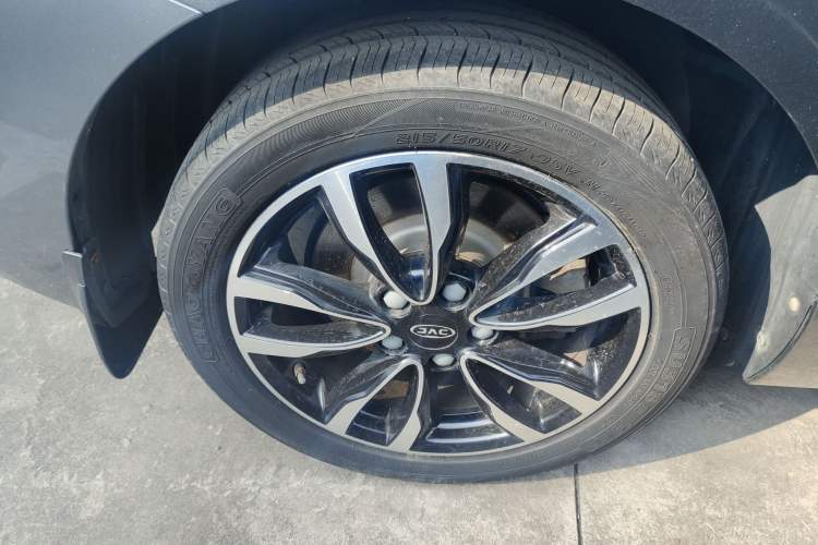 Used JAC J7 2020 1.5T CVT Elite Model Right Rear Wheel Hub