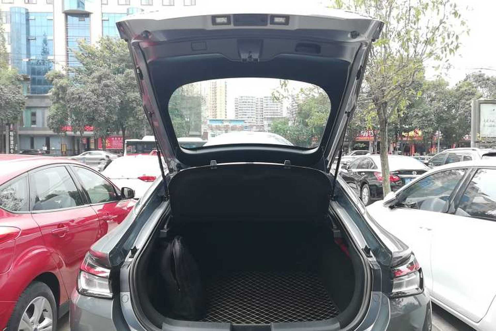 Used JAC J7 2020 1.5T CVT Superior Trim Trunk