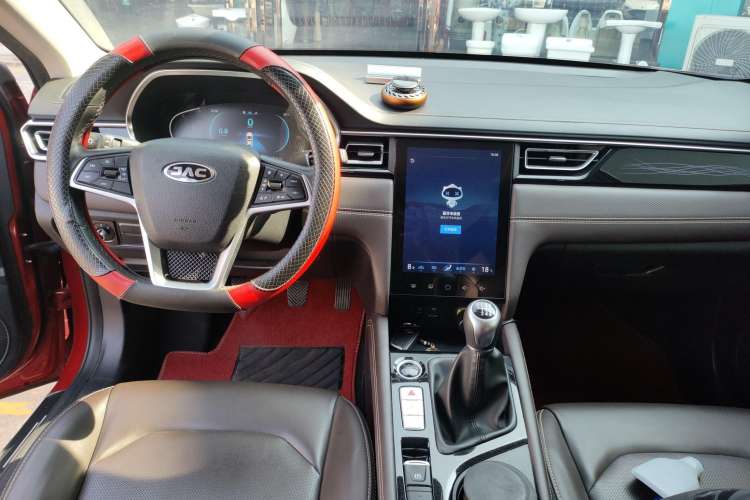 Used JAC J7 2020 1.5T Manual Overdrive Version Center Console