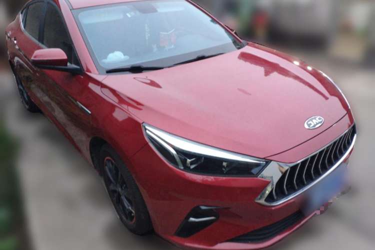 Used JAC J7 2020 1.5T CVT Superior Trim Front Right 45 Deg