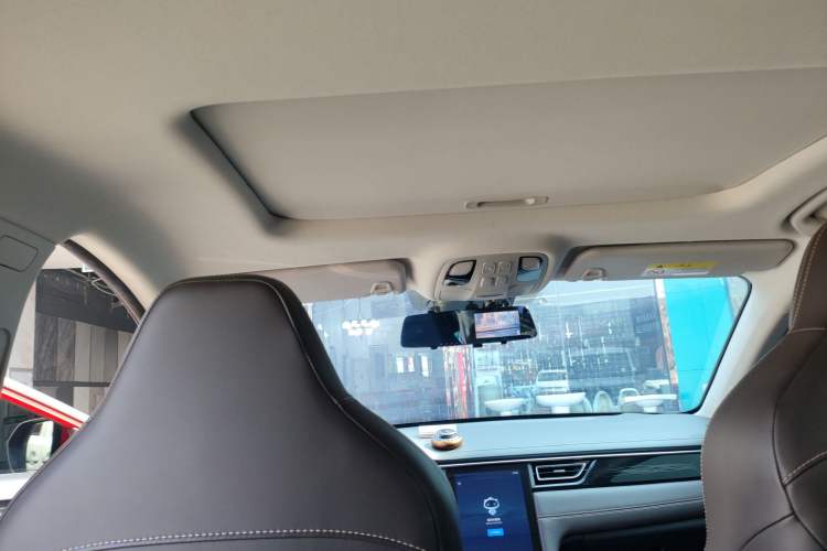 Used JAC J7 2020 1.5T Manual Overdrive Version Headliner