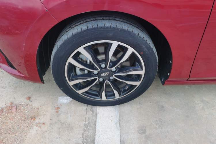 Used JAC J7 2020 1.5T CVT Superior Trim Left Front Wheel Hub