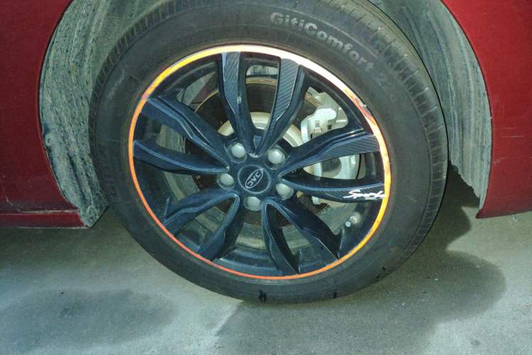 Used JAC J7 2020 1.5T CVT Superior Trim Right Front Wheel Hub