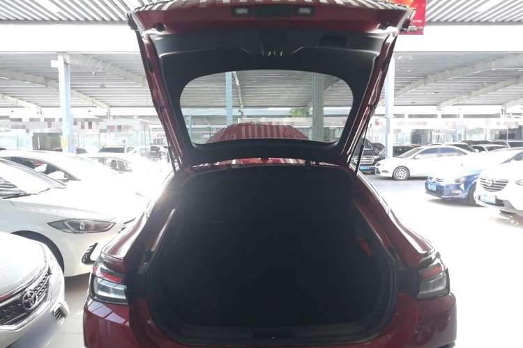Used JAC J7 2020 1.5T CVT Superior Trim Trunk