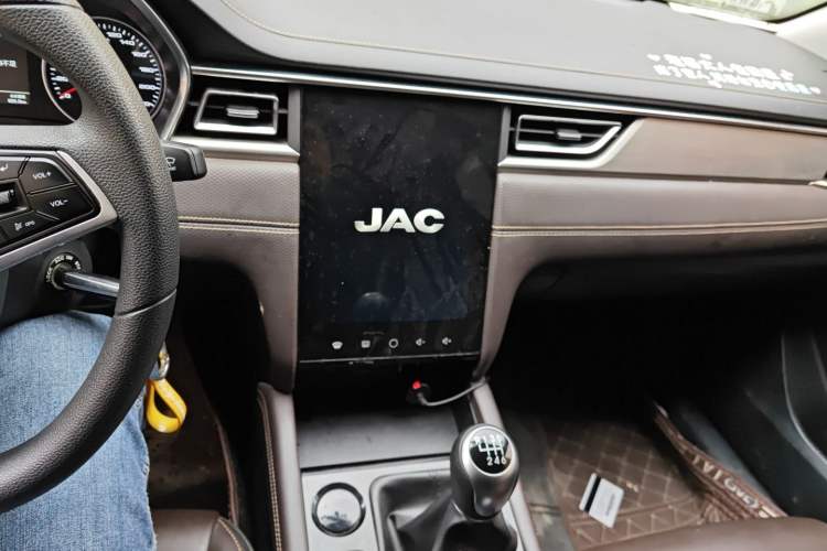 Used JAC J7 2020 1.5T Manual Elite Edition Audio And AC Panel