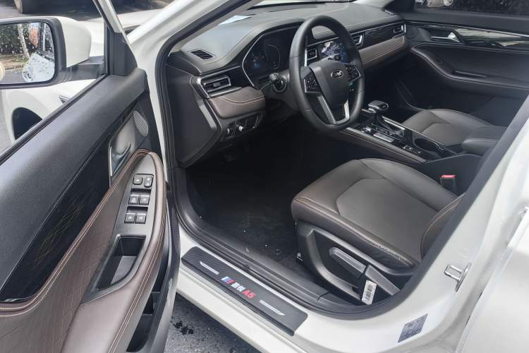 Used JAC J7 2020 1.5T CVT Superior Trim Driver Seat