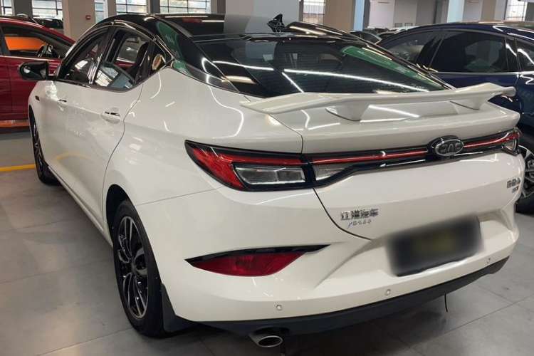 Used JAC J7 2020 1.5T CVT Beyond+ Trim Exterior 4