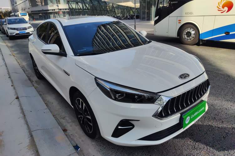Used JAC J7 2020 1.5T Manual Overdrive Version Front Right 45 Deg