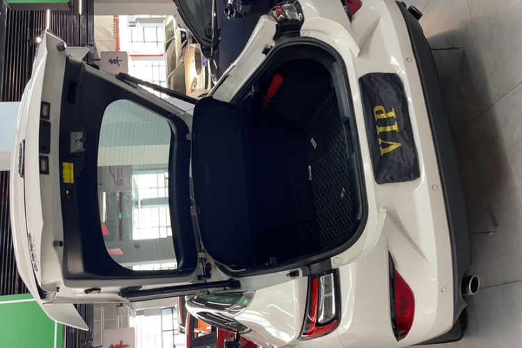 Used JAC J7 2020 1.5T CVT Beyond+ Trim Interior 4