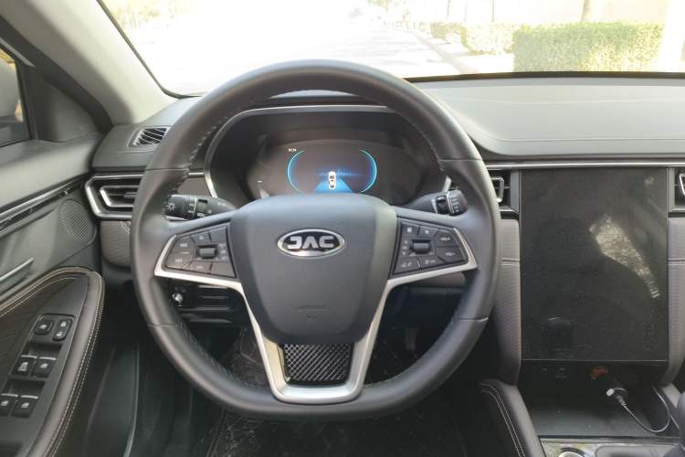 Used JAC J7 2020 1.5T Manual Overdrive Version Interior 5
