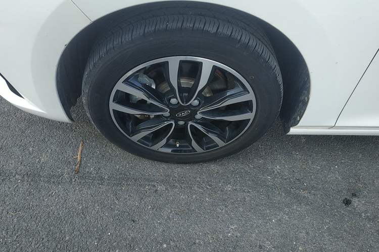 Used JAC J7 2020 1.5T Manual Elite Edition Left Front Wheel Hub