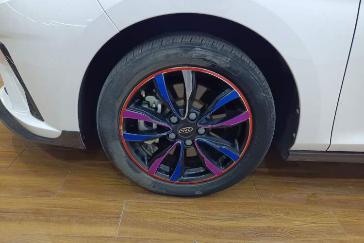 Used JAC J7 2020 1.5T CVT Superior Trim Left Front Wheel Hub