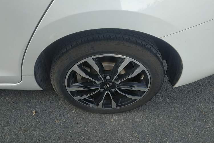 Used JAC J7 2020 1.5T Manual Elite Edition Left Rear Wheel Hub