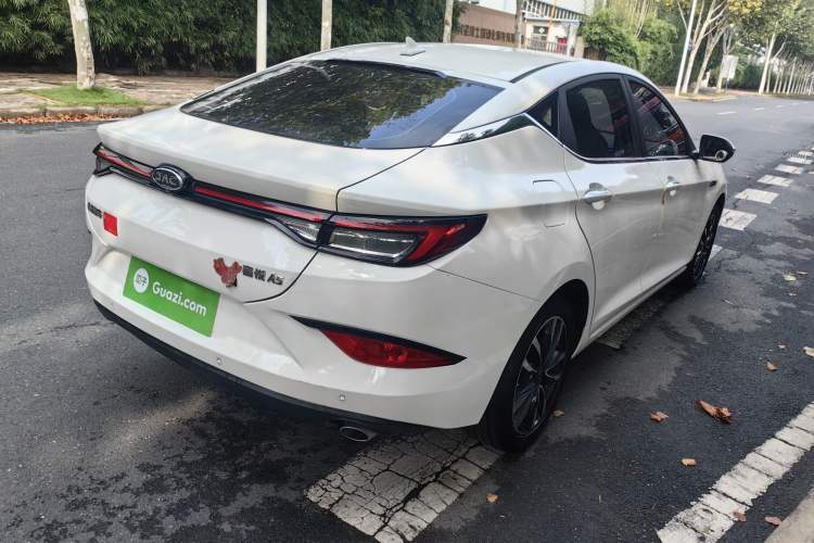Used JAC J7 2020 1.5T CVT Superior Trim Rear Right 45 Deg