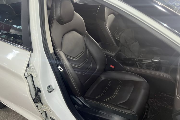 Used JAC J7 2020 1.5T CVT Superior Trim Right Front Seat