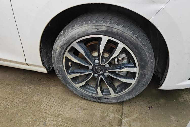 Used JAC J7 2020 1.5T Manual Elite Edition Right Front Wheel Hub