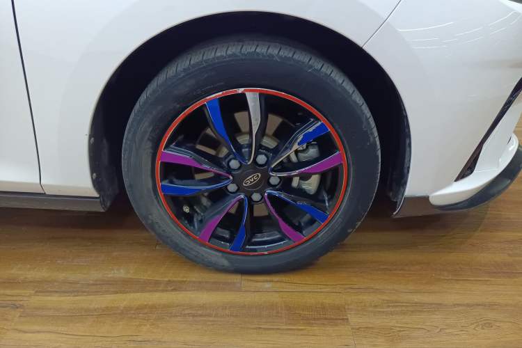 Used JAC J7 2020 1.5T CVT Superior Trim Right Front Wheel Hub