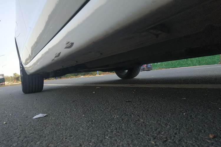 Used JAC J7 2020 1.5T Manual Elite Edition Right Side Sill