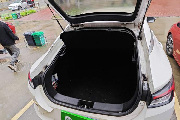 Used JAC J7 2020 1.5T Manual Elite Edition Trunk