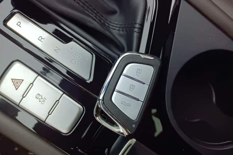 Used JAC J7 2020 1.5T CVT Superior Trim Vehicle Key