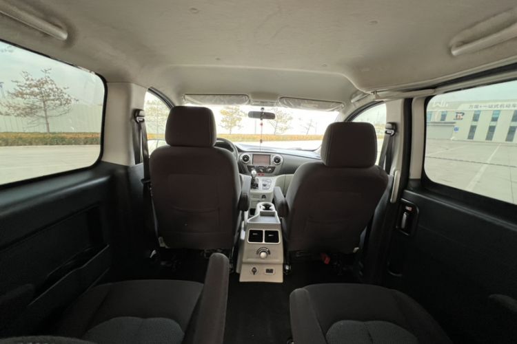 Used JAC M3 2016 IKEA Edition 1.6L Luxury Smart Model Interior 7