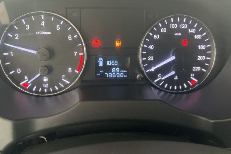 Used JAC M3 2016 IKEA Edition 1.6L Luxury Smart Model Odometer Close Up