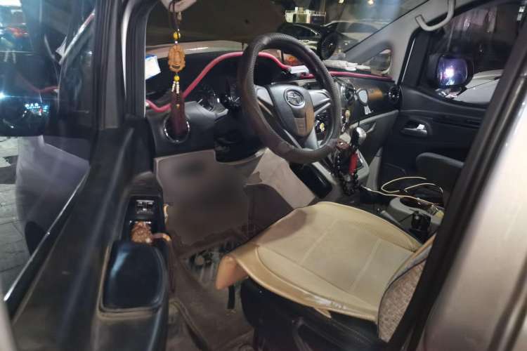 Used JAC M3 2016 IKEA Edition 1.6L Luxury Smart Model Driver Seat