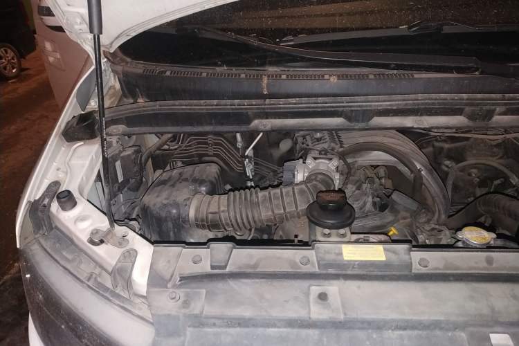 Used JAC M3 2016 IKEA Edition 1.6L Luxury Smart Model Engine Bay Right
