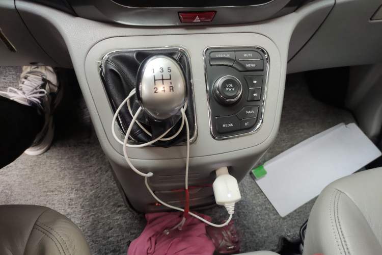 Used JAC M3 2016 IKEA Edition 1.6L Luxury Smart Model Gear Lever