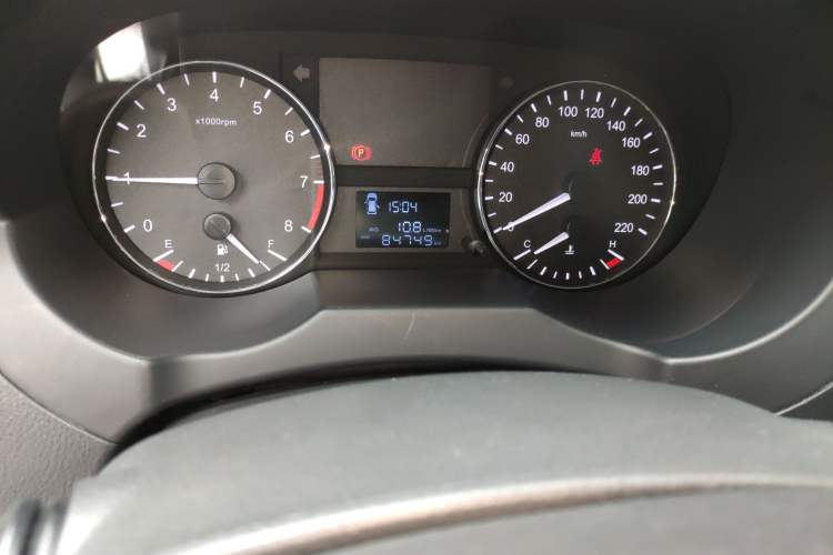Used JAC M3 2016 IKEA Edition 1.6L Luxury Smart Model Odometer Close Up