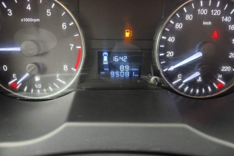 Used JAC M3 2016 IKEA Edition 1.6L Luxury Model Odometer Close Up