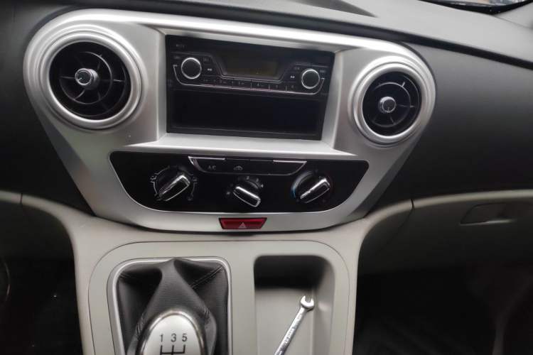 Used JAC M3 2018 1.6L Express Edition 5-seater Audio And AC Panel