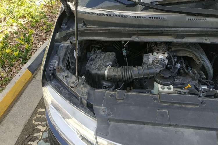 Used JAC M3 2018 IKEA Edition 1.6L Luxury Smart Model Engine Bay Right