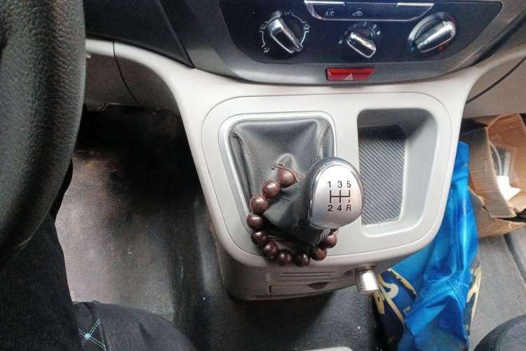 Used JAC M3 2018 1.6L Express Edition 5-seater Gear Lever