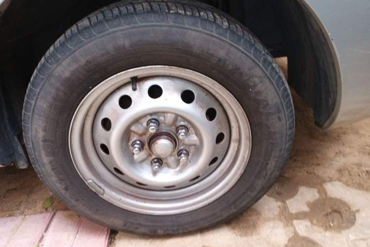 Used JAC M3 2018 1.6L Express Edition 5-seater Right Front Wheel Hub