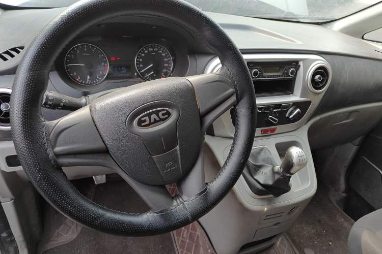 Used JAC M3 2018 1.6L Express Edition 7-Seater Steering Wheel