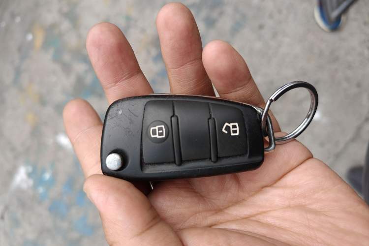Used JAC M3 2018 1.6L Express Edition 7-Seater Vehicle Key