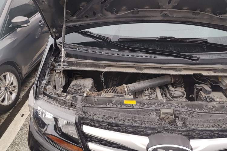 Used JAC M3 2019 PLUS Maker Edition 1.8L Luxury Model Engine Bay Right