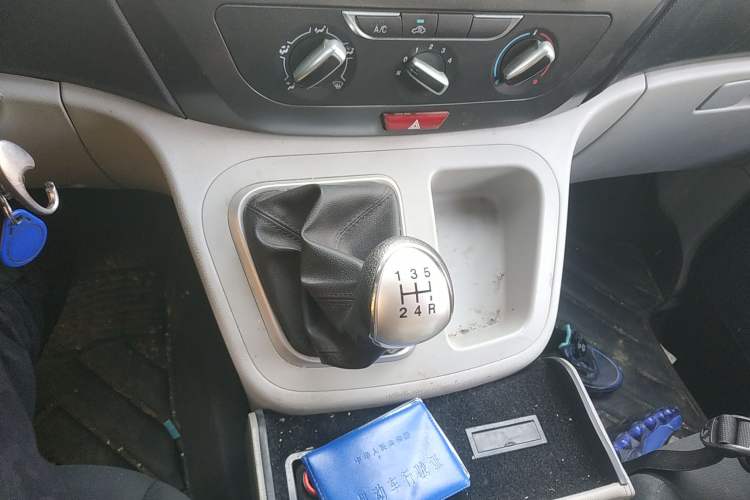 Used JAC M3 2019 PLUS Maker Edition 1.8L Luxury Model Gear Lever