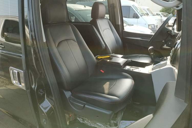Used JAC M3 2019 PLUS Maker Edition 1.8L Luxury Model Right Front Seat