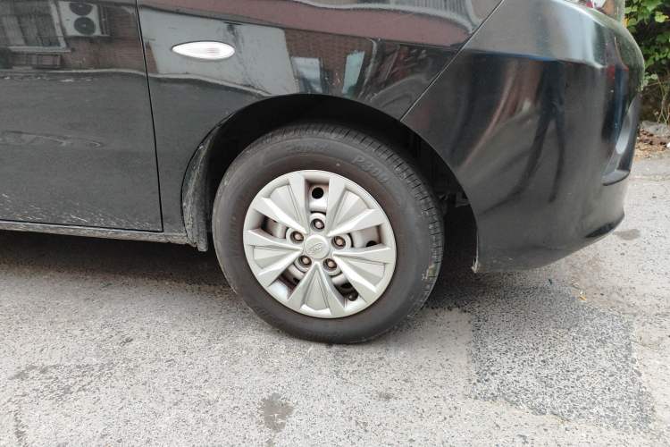 Used JAC M3 2019 1.6L Express Edition Right Front Wheel Hub