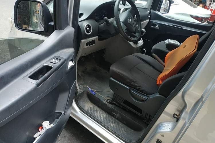 Used JAC M3 2019 Creator Edition 1.6L Luxury Version Driver Seat